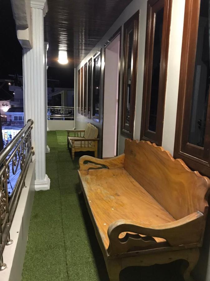 Kanokwan Guesthouse タオ島 エクステリア 写真